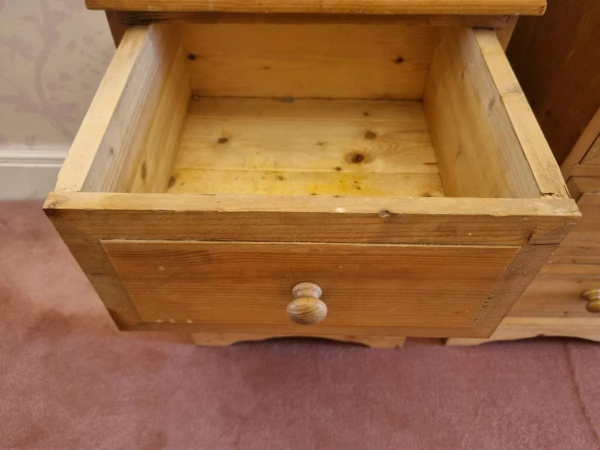 2 Keen-Pine Bedside Lockers - Image 4
