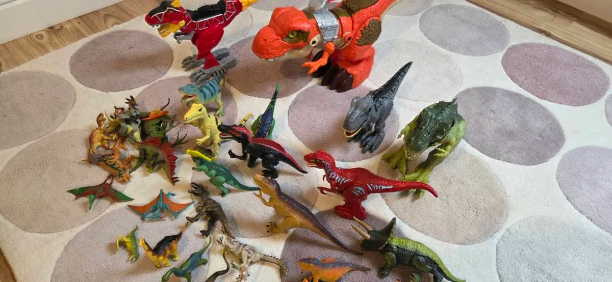 Dinasours - Image 3