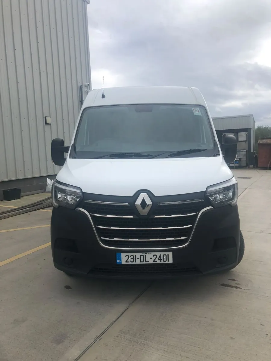 Renault Master 2023 - Image 2
