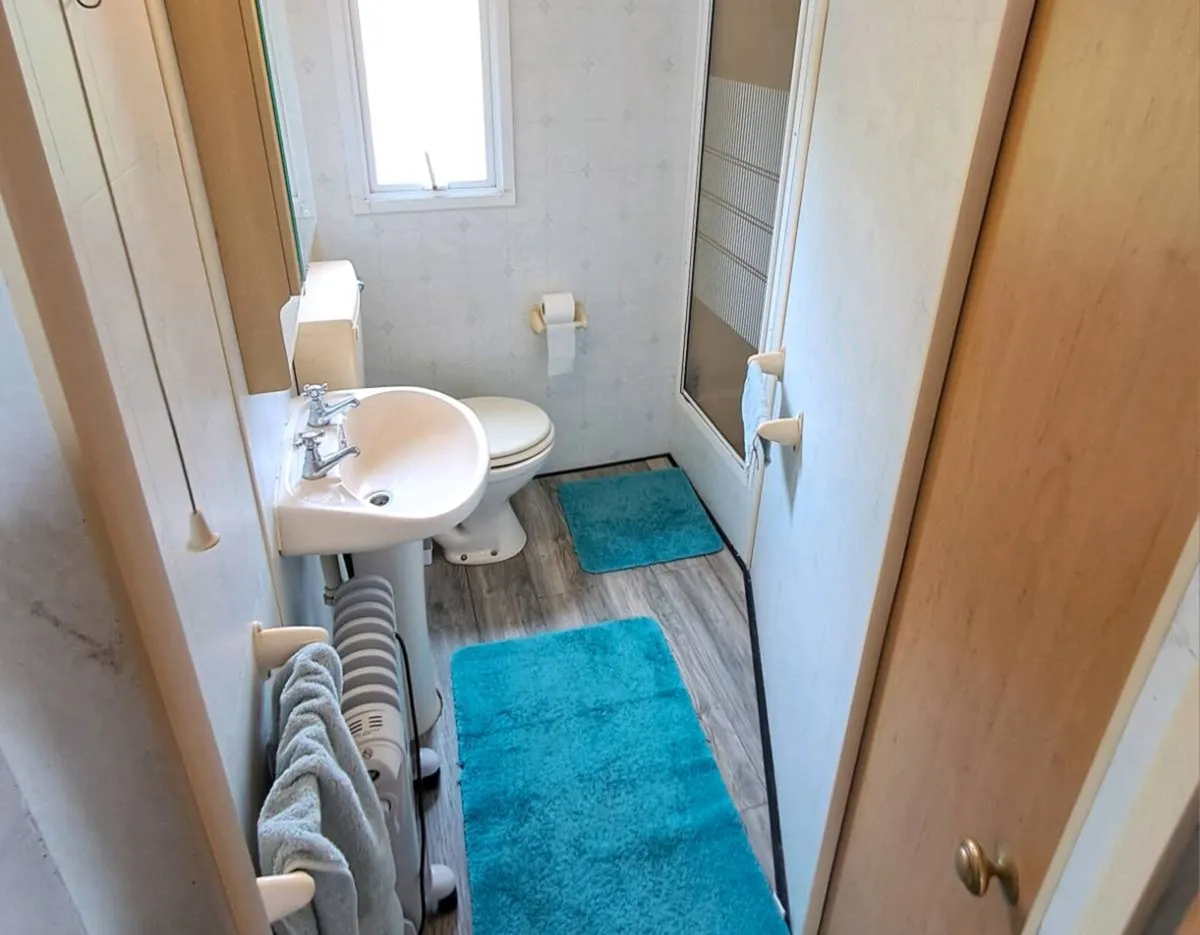 Mobile Home - Image 4