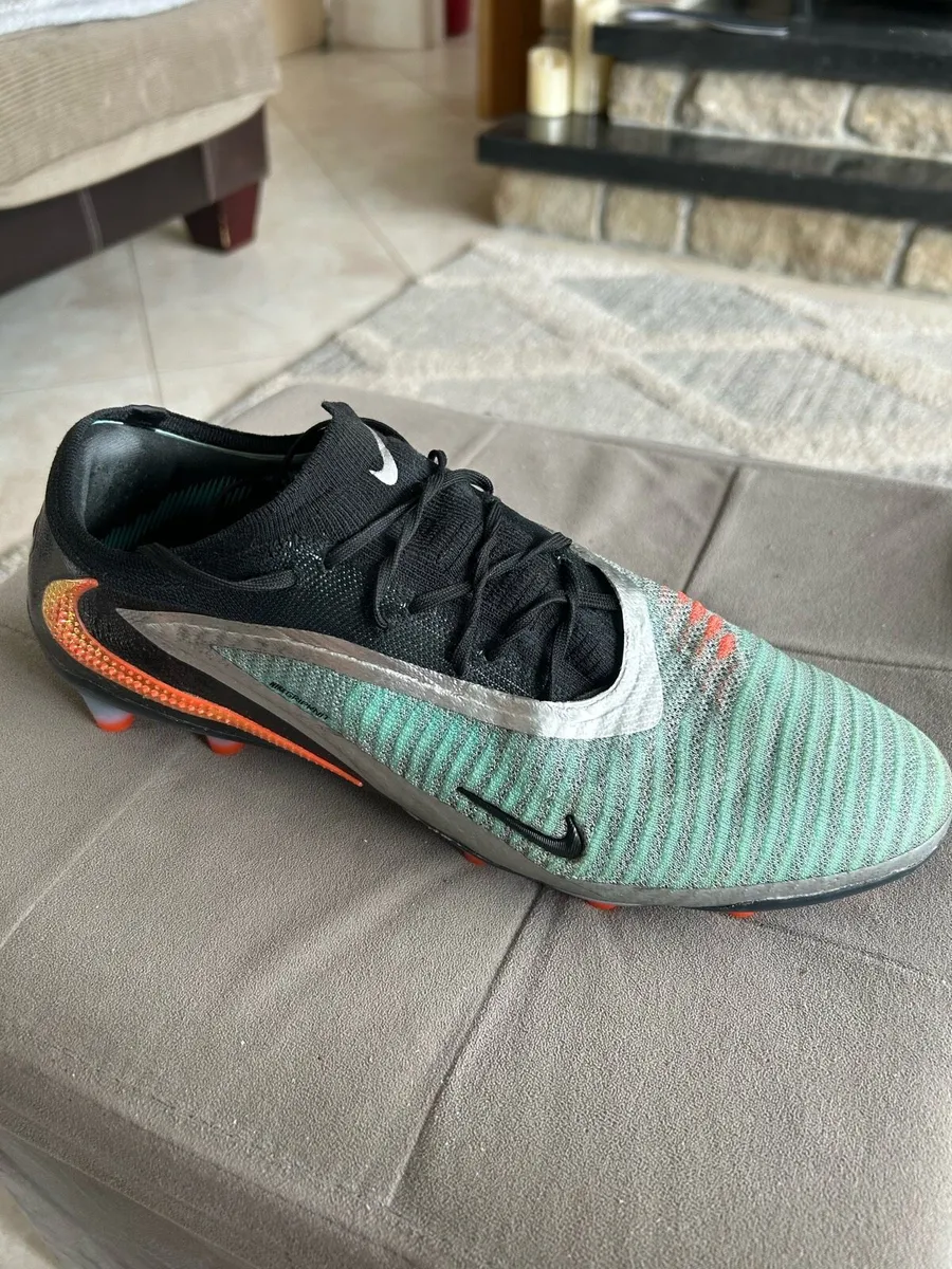 Nike Phantom 6 Low Elite AG Football Boots - Image 2