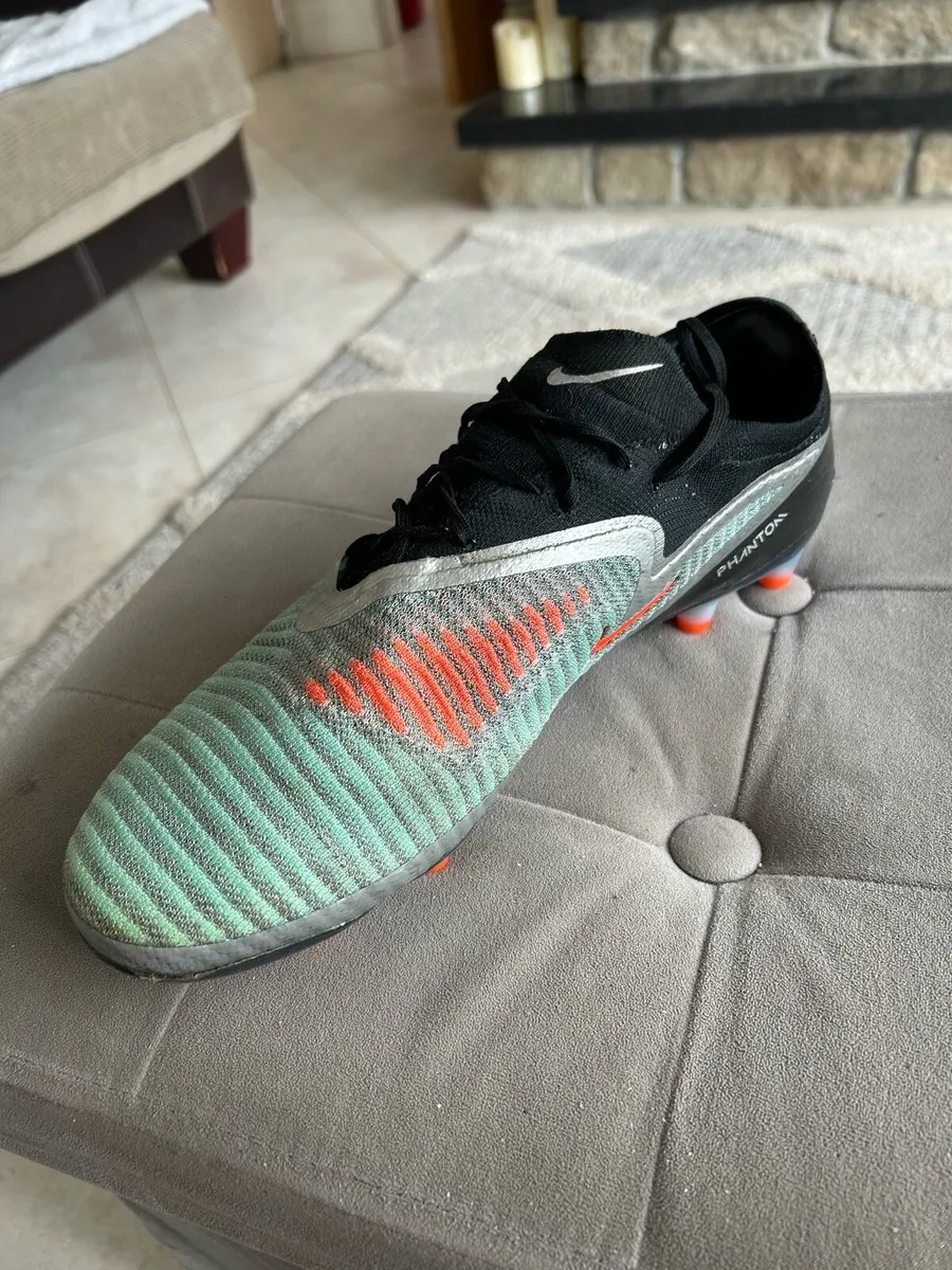 Nike Phantom 6 Low Elite AG Football Boots - Image 4