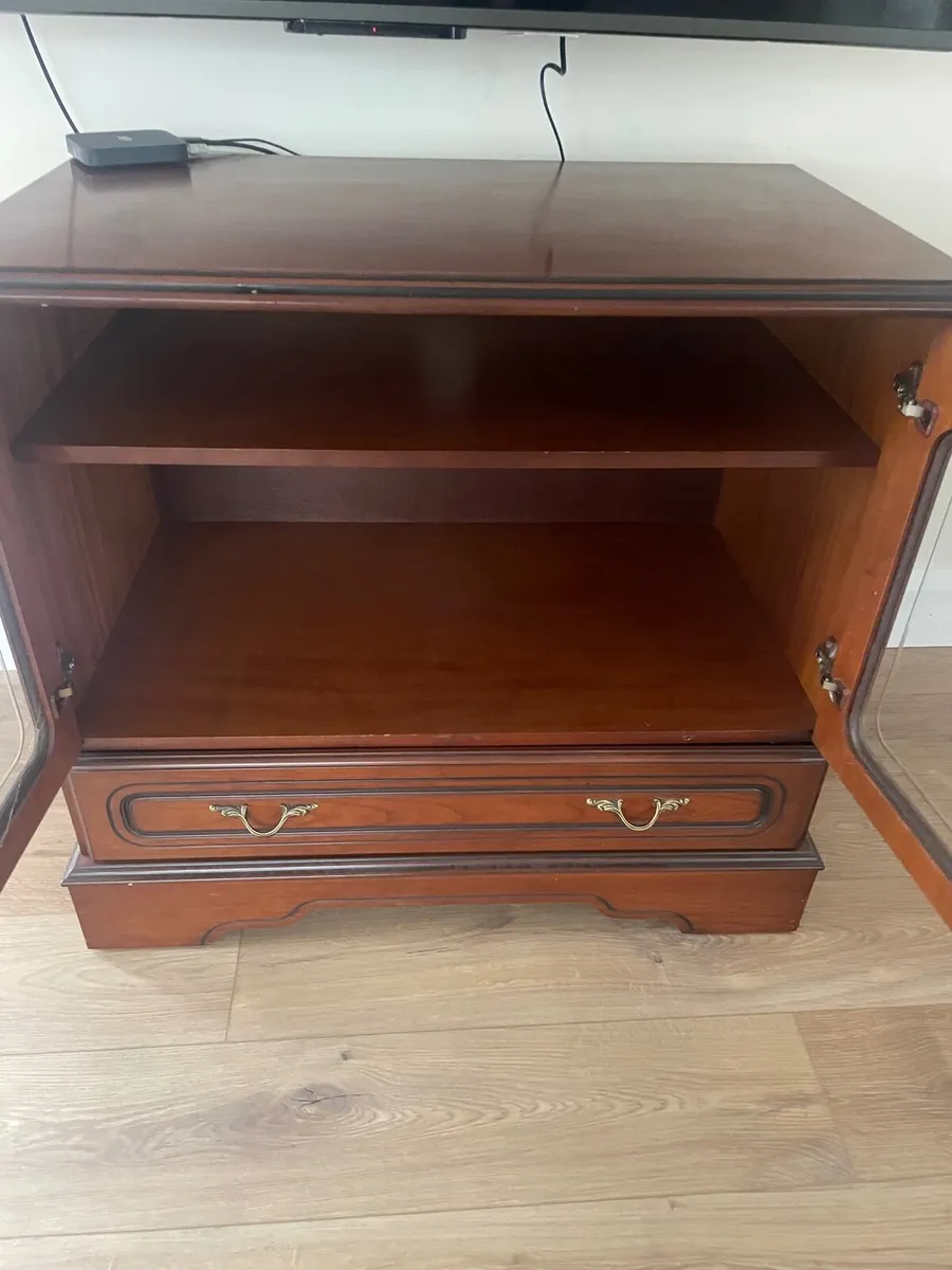 TV unit - Image 3