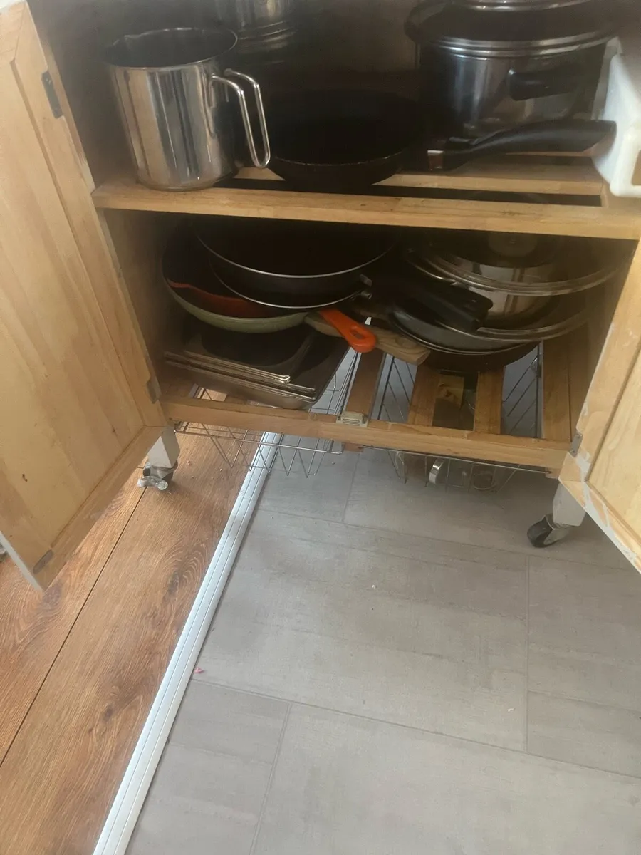 Kitchen trolley - Image 1