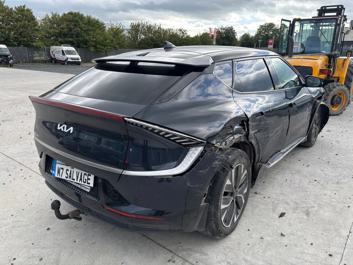 23 EV6 Earth 77kw 520km Range 63km Drives - Image 3