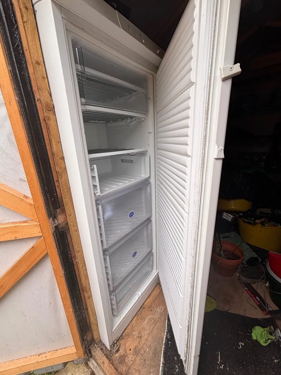 Freezer - Image 2