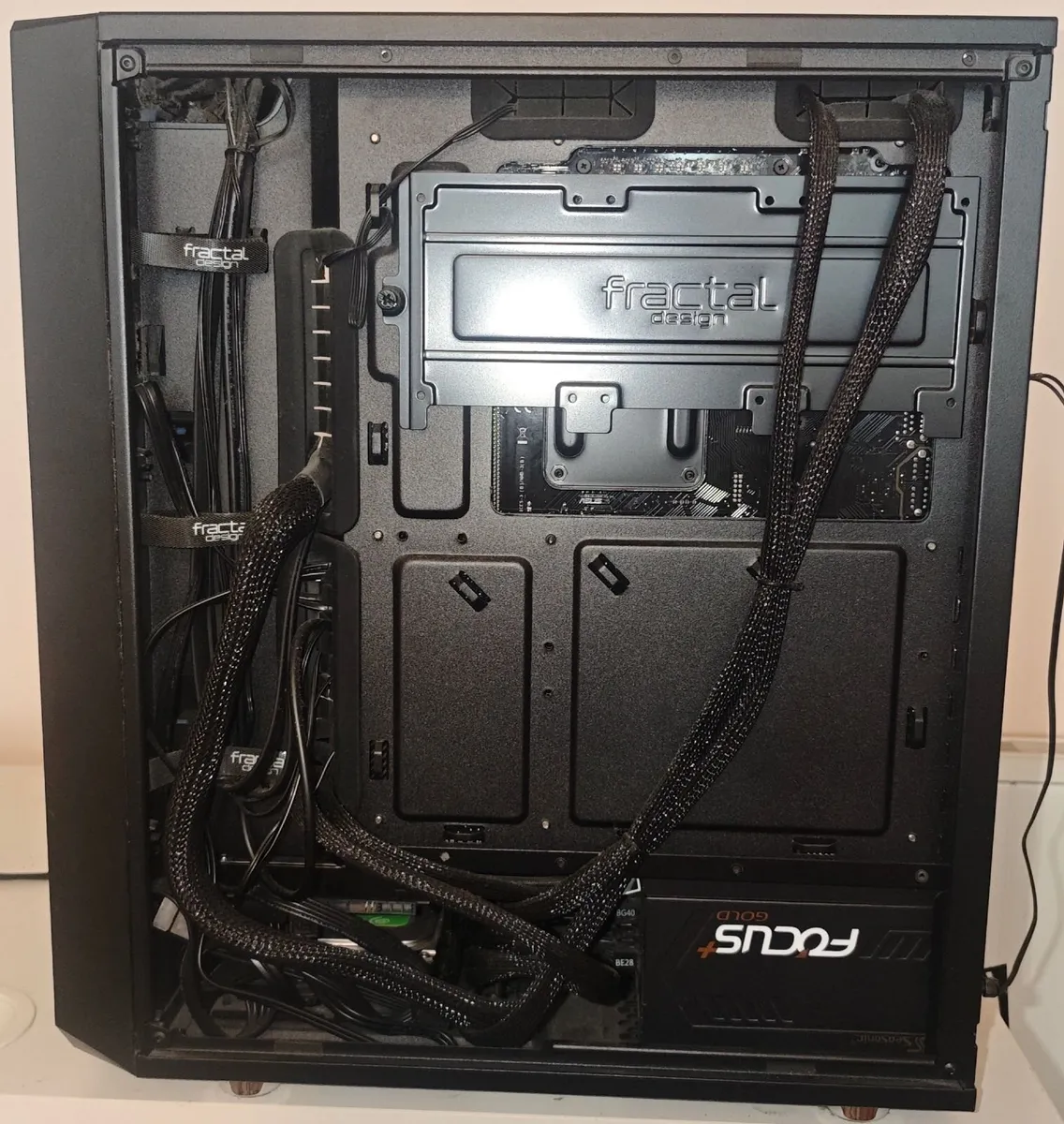 RX 6700XT/ Ryzen 5/16Gb RAM/4TB/34" monitor 144Hz - Image 4