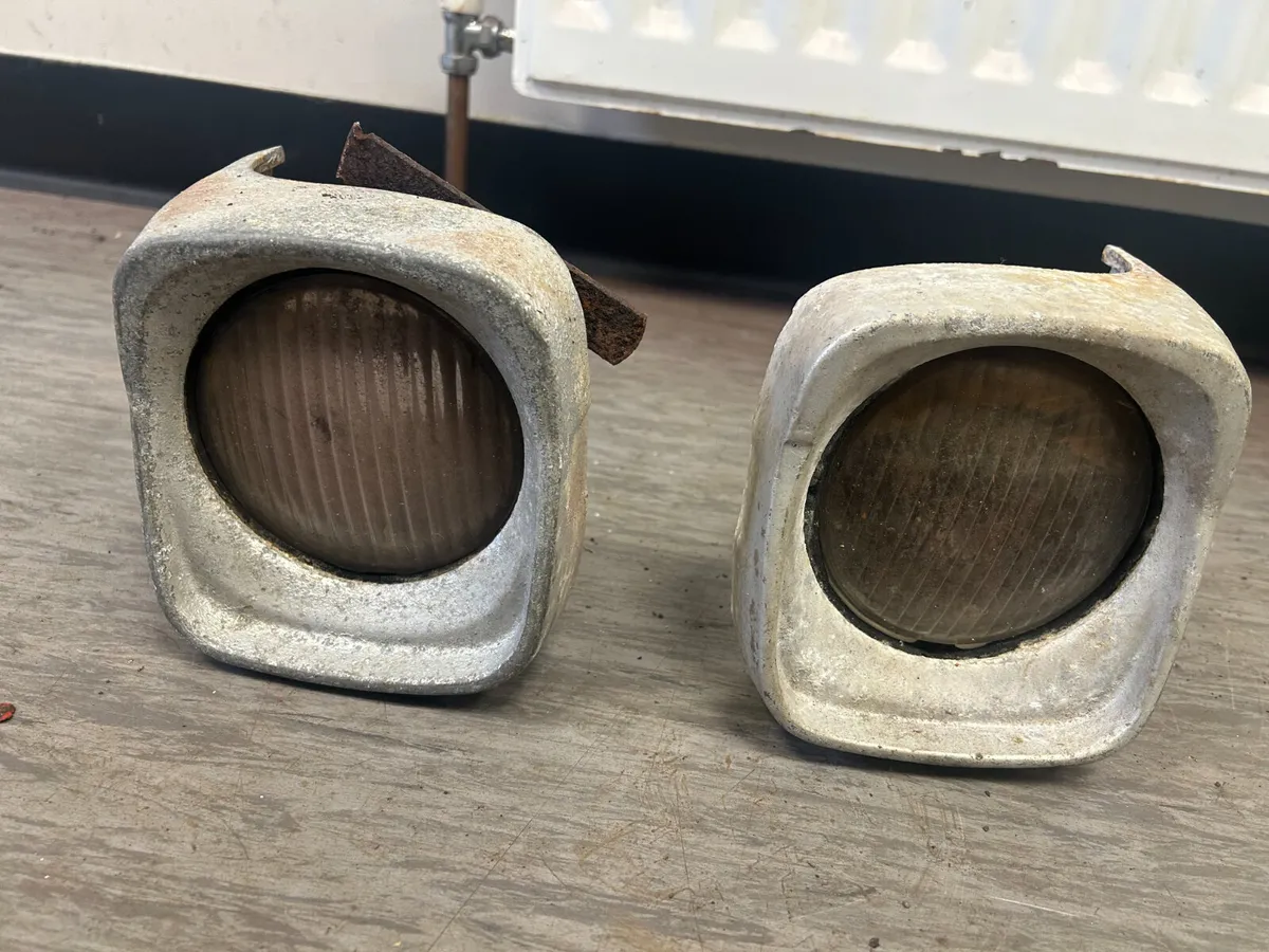 Original Massey Ferguson Butler Lights - Image 4