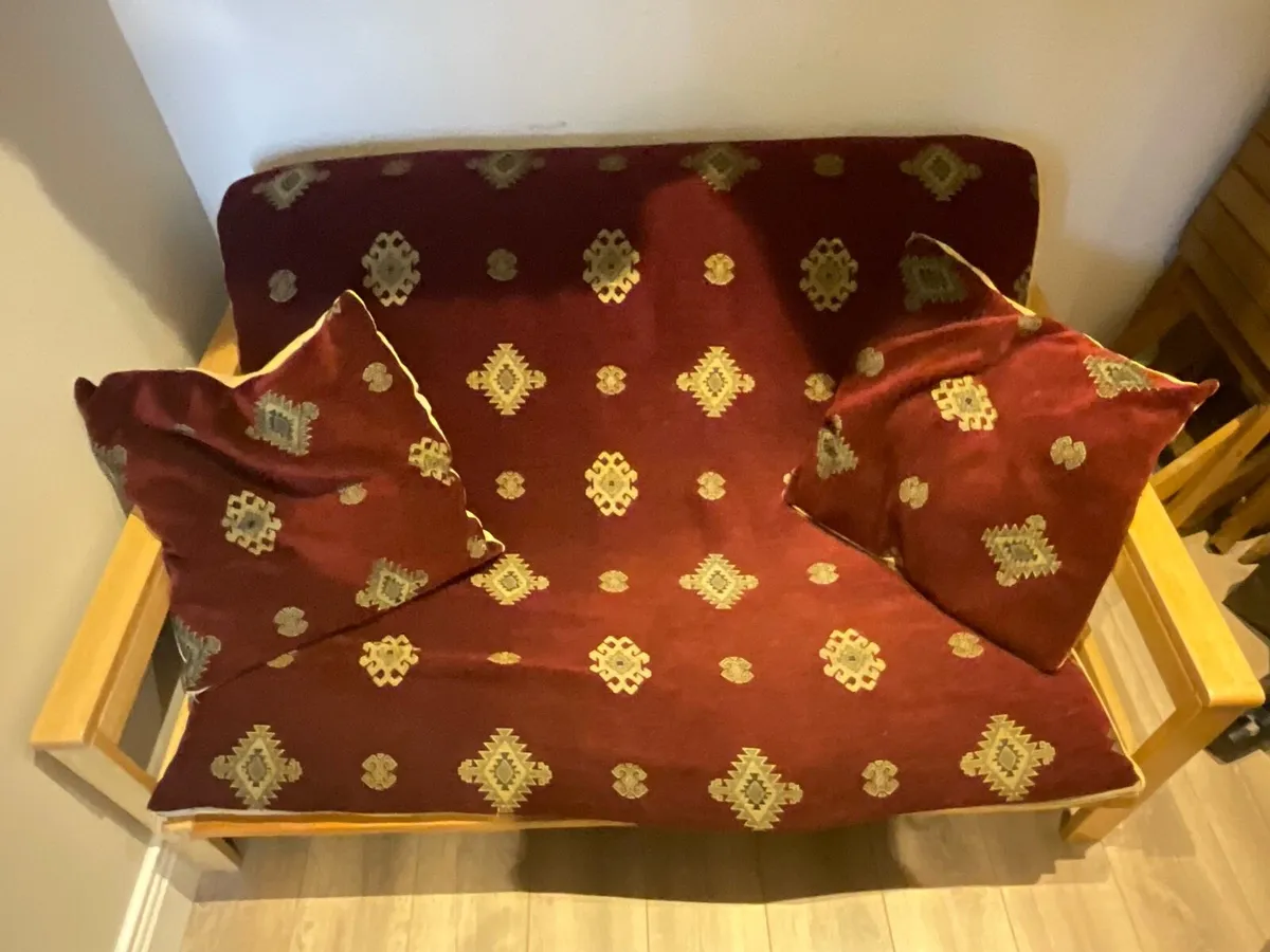 Futon - Image 1