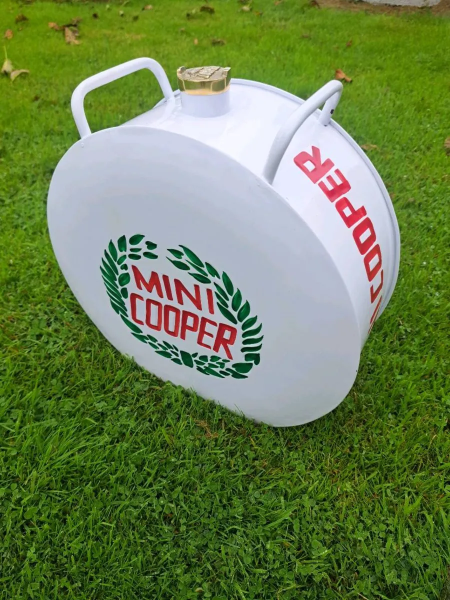 Mini cooper oil can display only