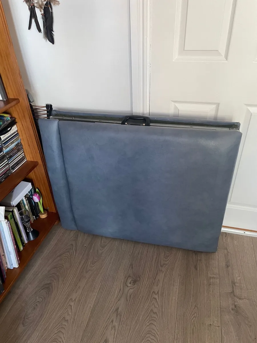 Faux leather Portable massage bed  in very good co - Image 2