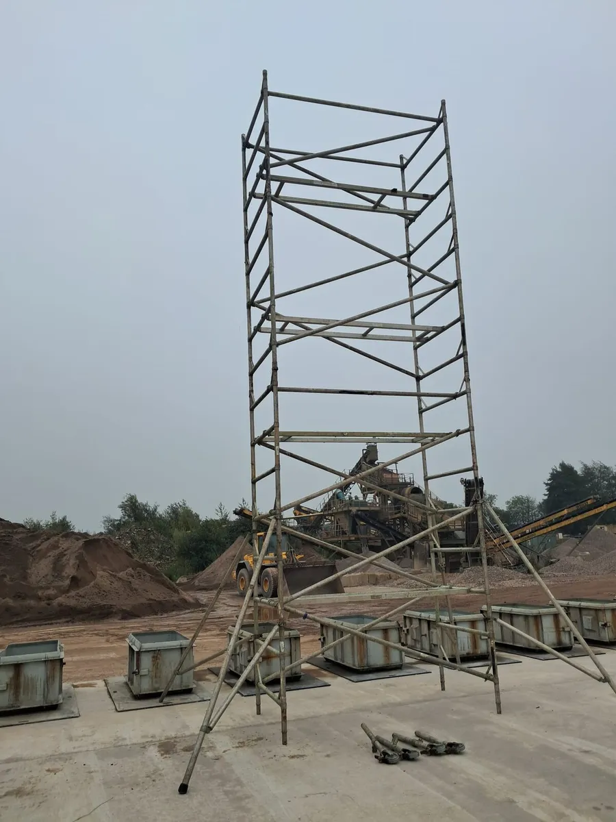 Aluminium Scaffolding Tower 8.2m double width - Image 3