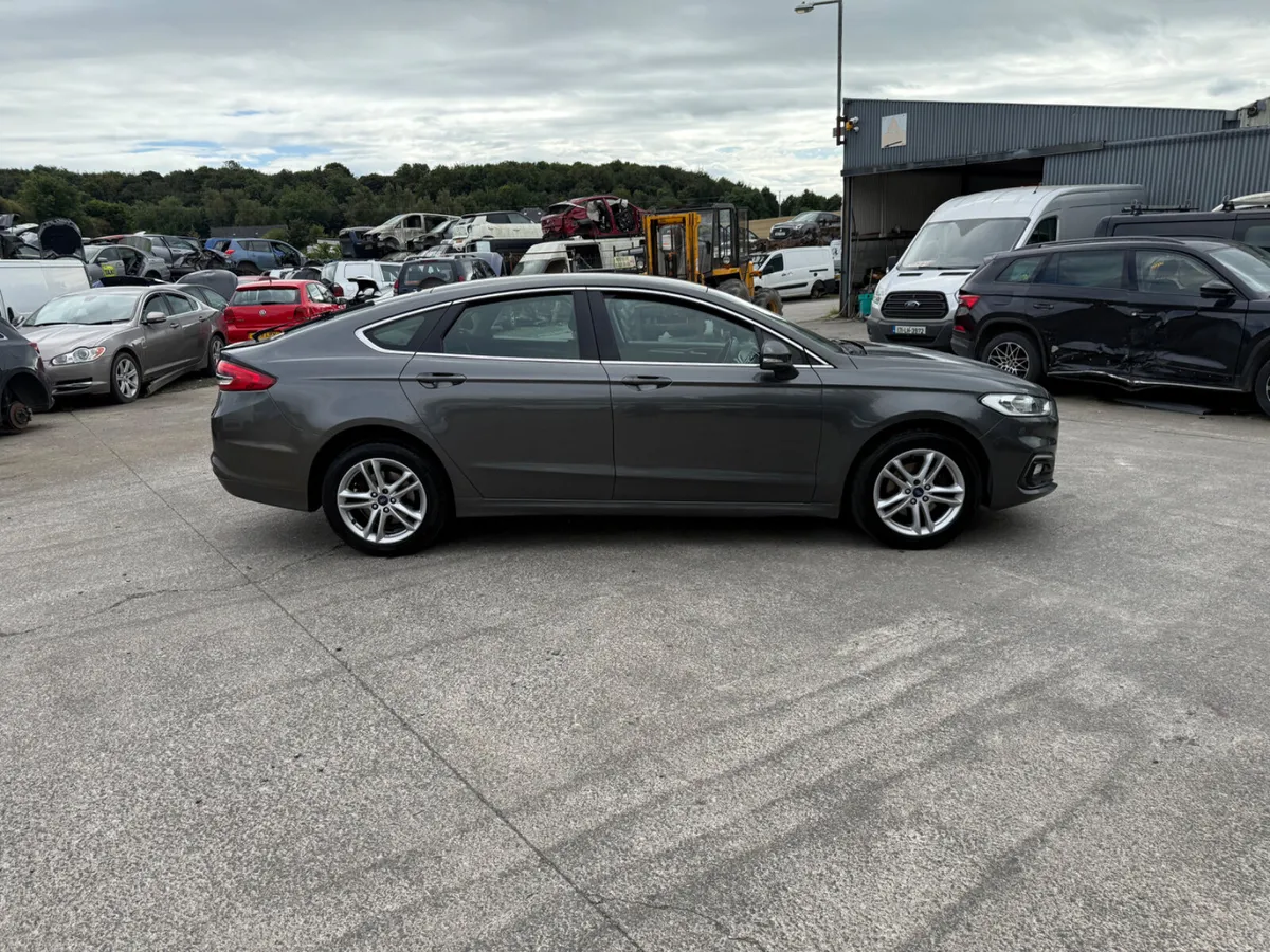 2019 Ford MONDEO 2.0 TDCI Zetec Edition Eco blue - Image 4