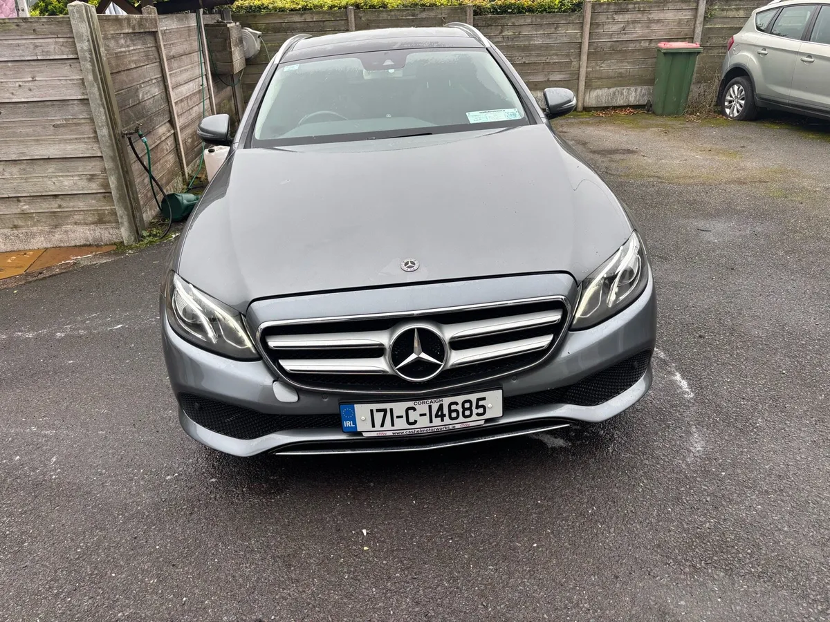 Mercedes E220D - Image 1