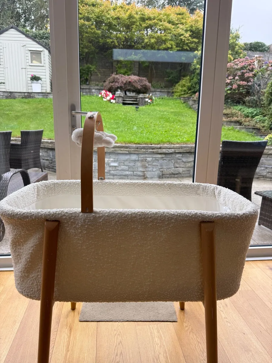 Baby Elegance Vola Crib - Excellent condition - Image 3