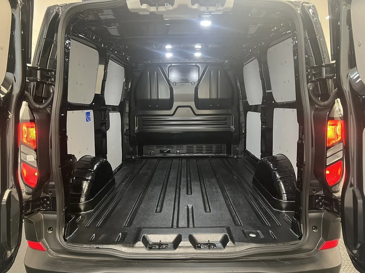 2025 Ford Transit Custom Panel Van - Image 2