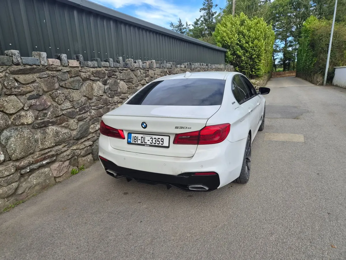 car - Image 2