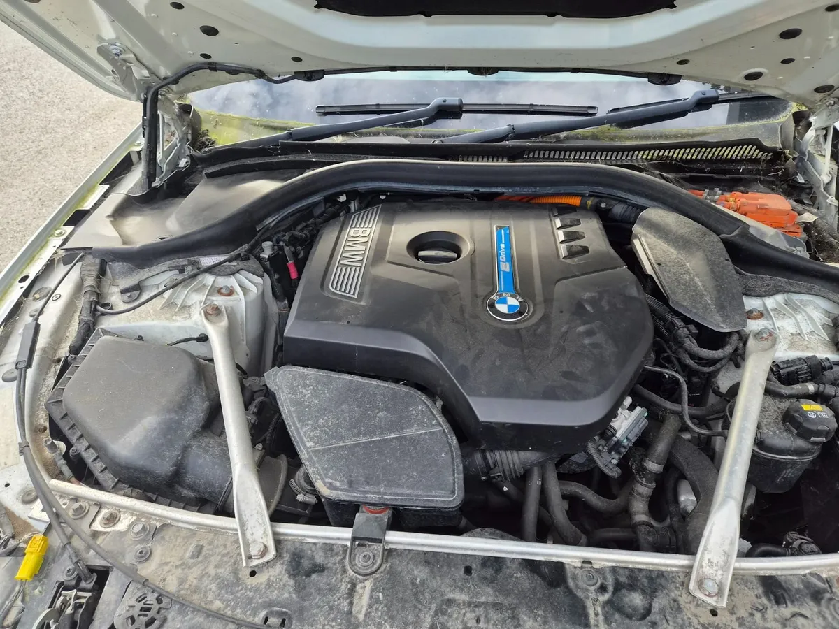 car - Image 4