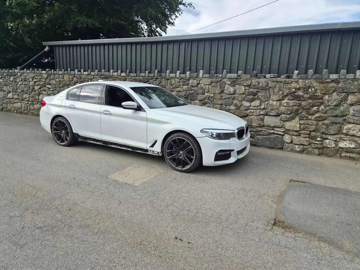 car - Image 1