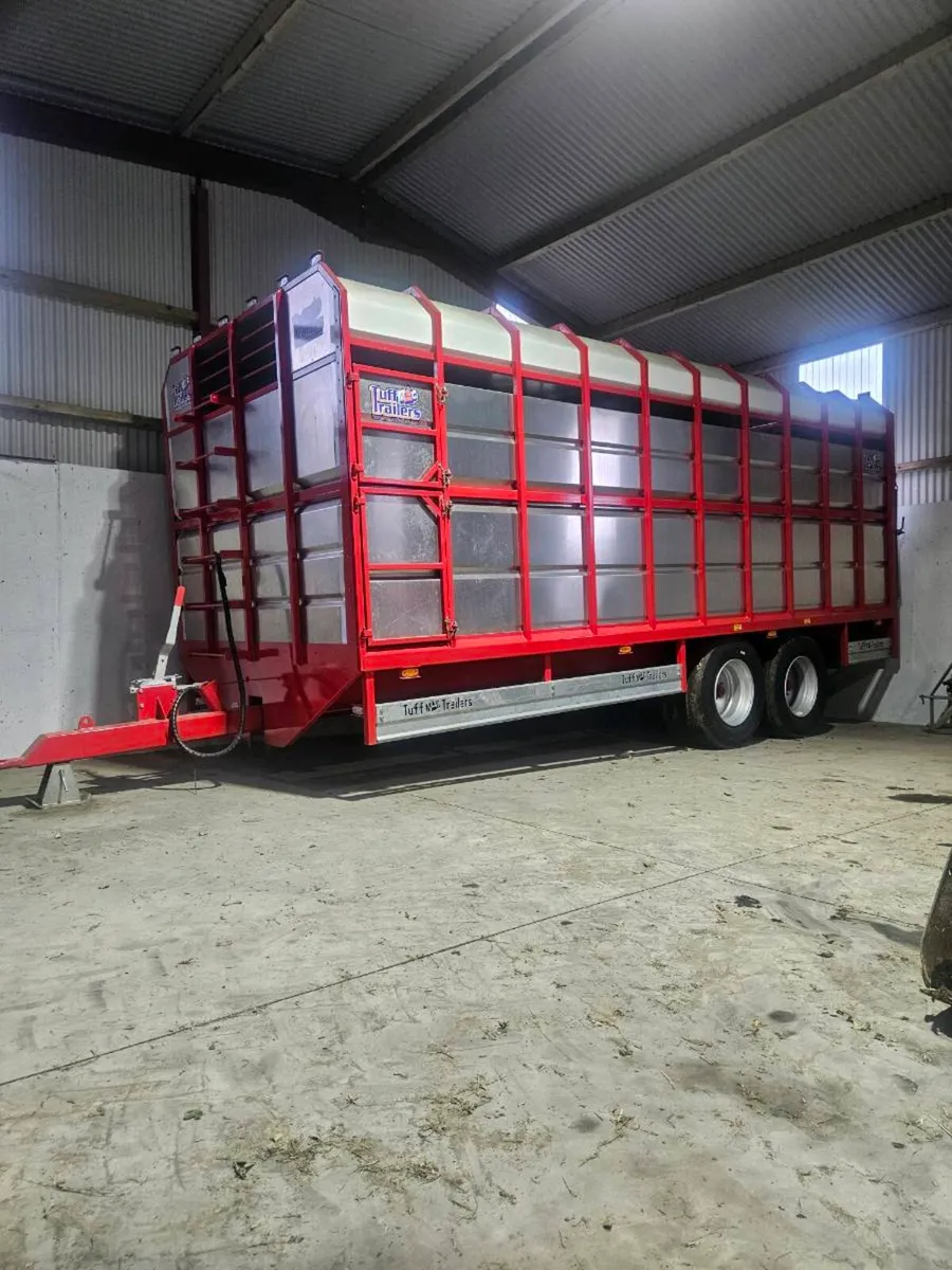 Cattle trailer - Image 1