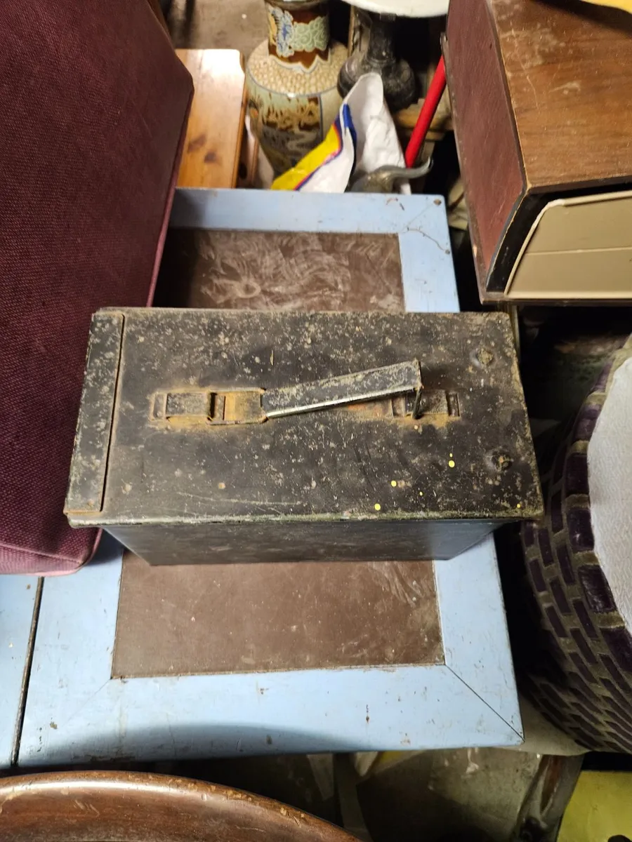 Vintage Army Military Ammunition Box - Image 1