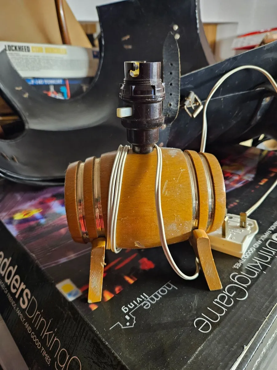 Vintage Retro Table Lamp - Image 1