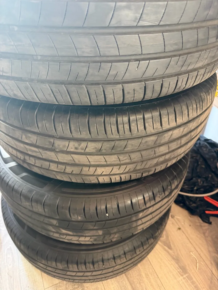 Alloy wheels - Image 4