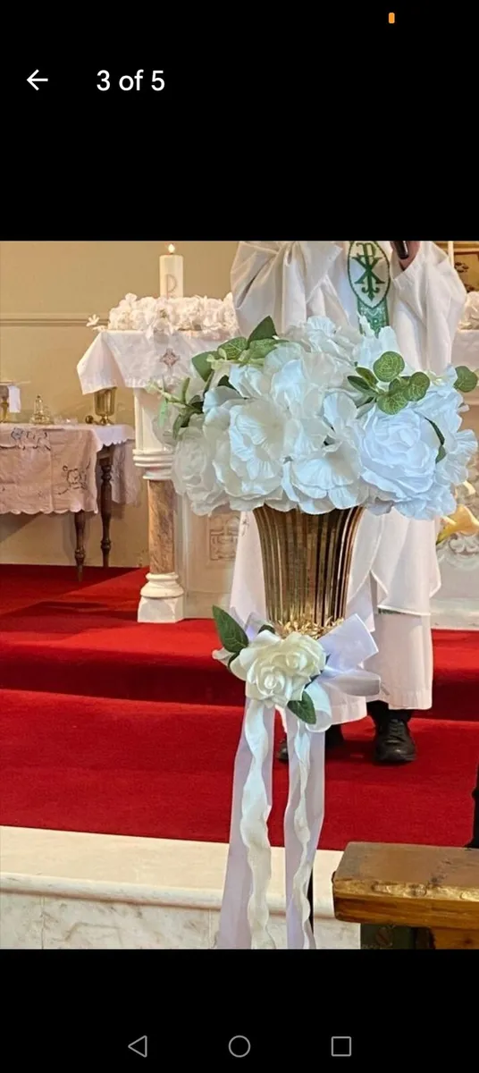 White Rose Flower Centrepieces - Image 3