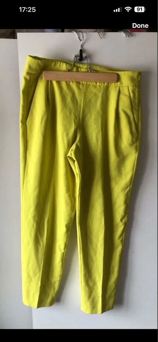 Ladies French connection trousers size 12 €5 - Image 1