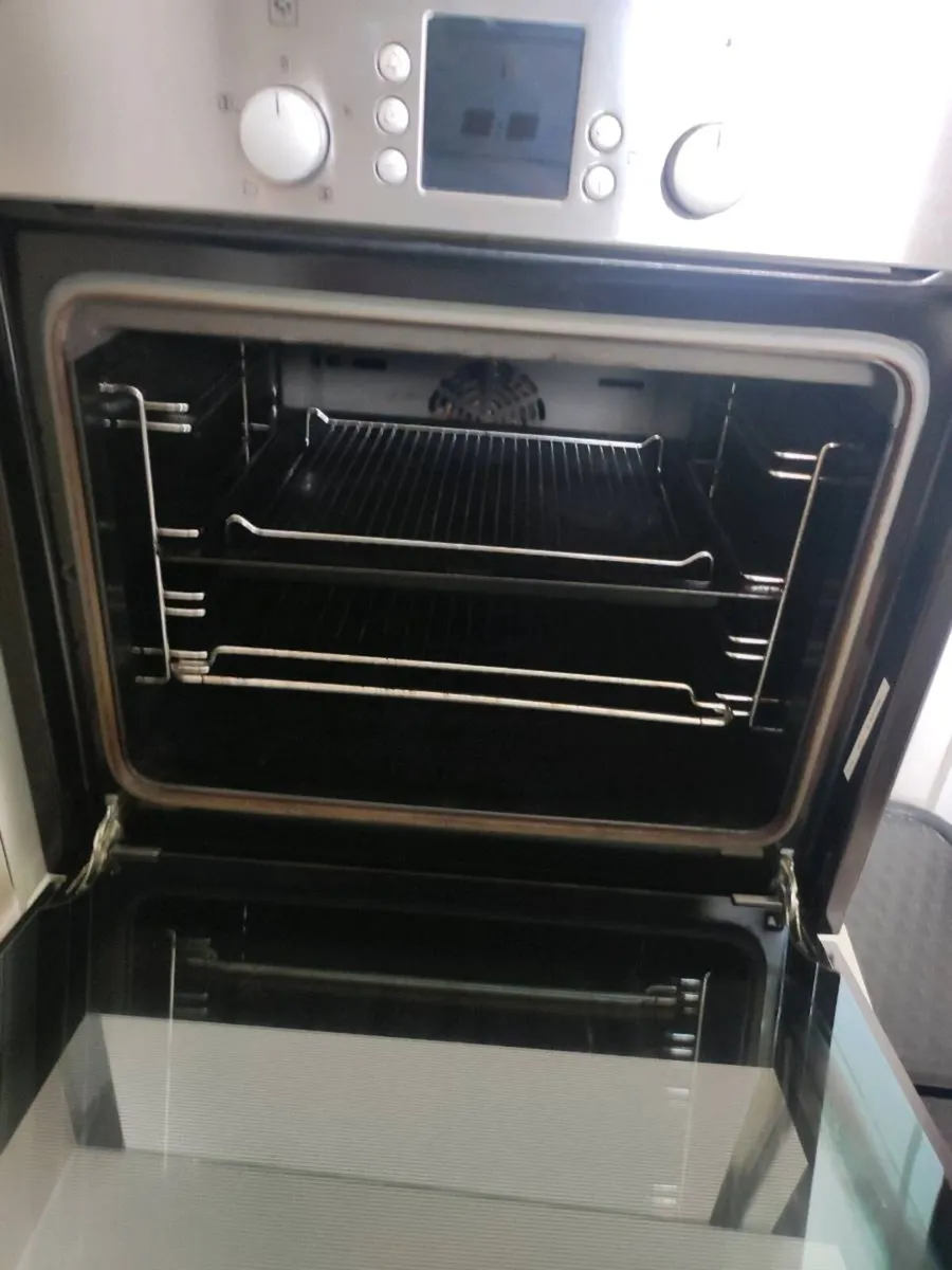 Bosch Oven - Image 2