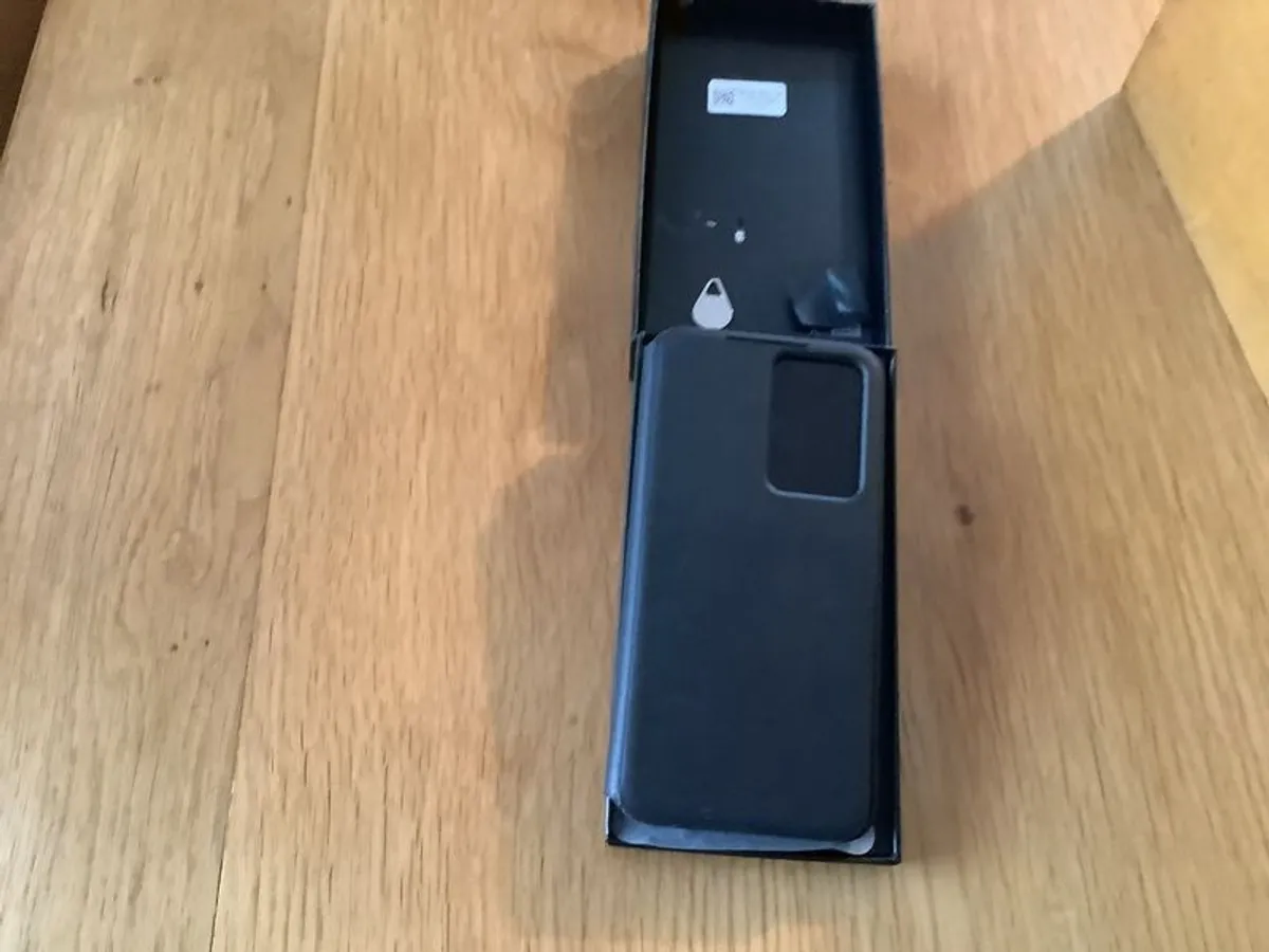 Samsung S24, Perfect condition - Image 2