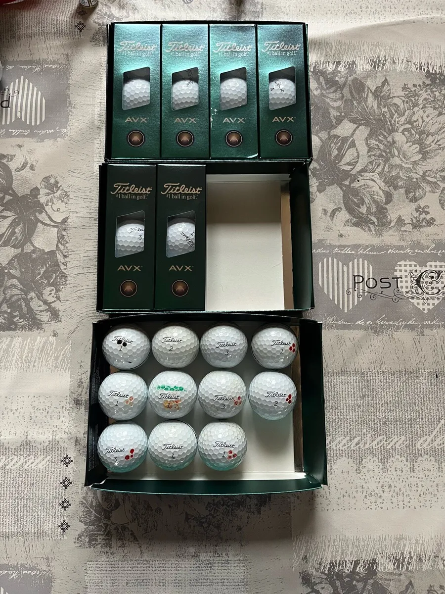 Titleist golf balls - Image 1