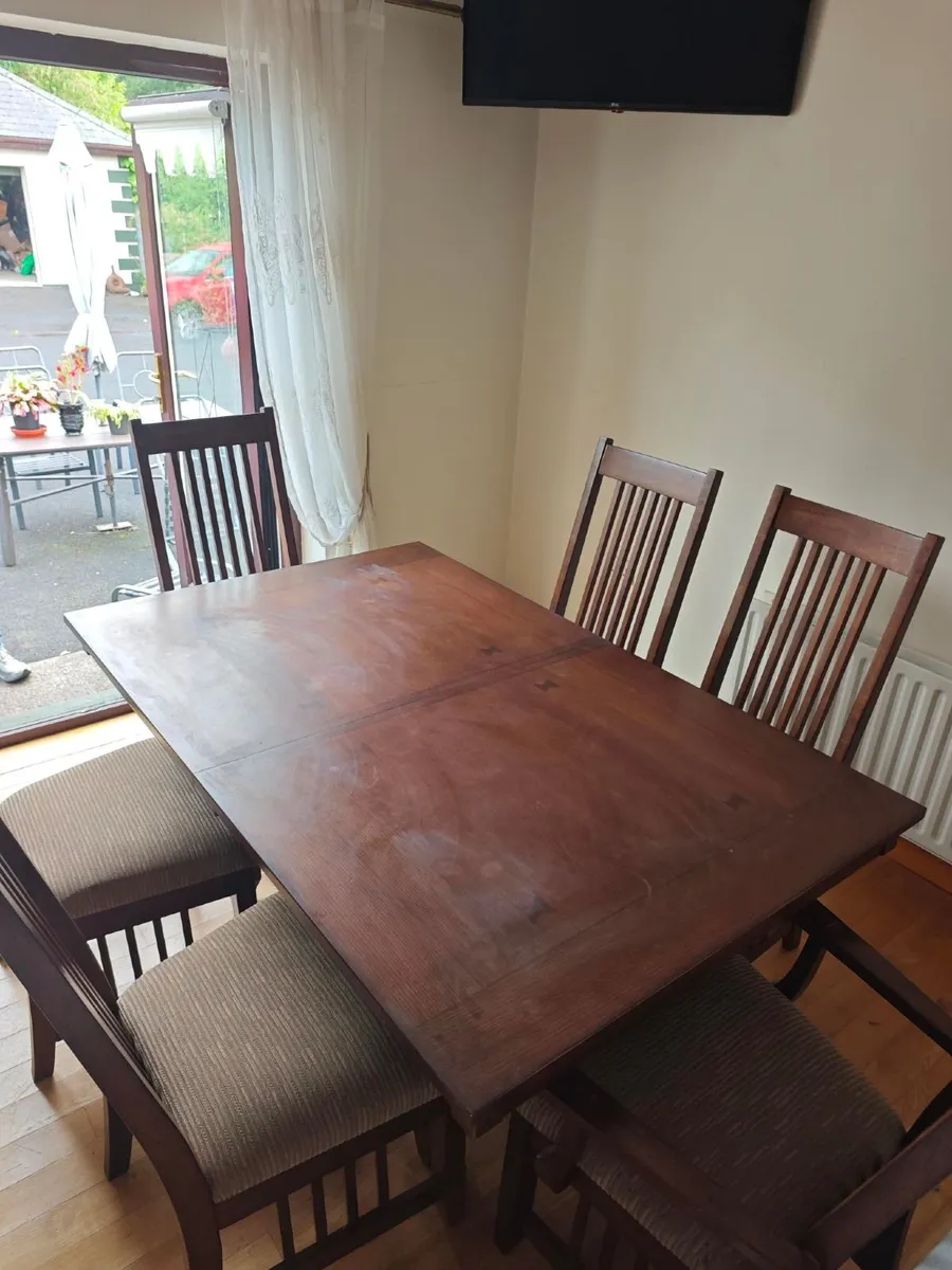 Kitchen Table - Image 2