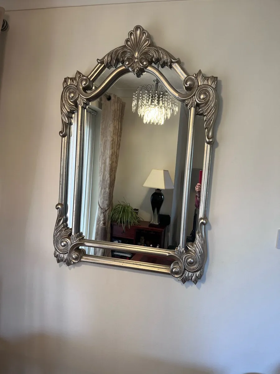 Large wall mirror - Image 1