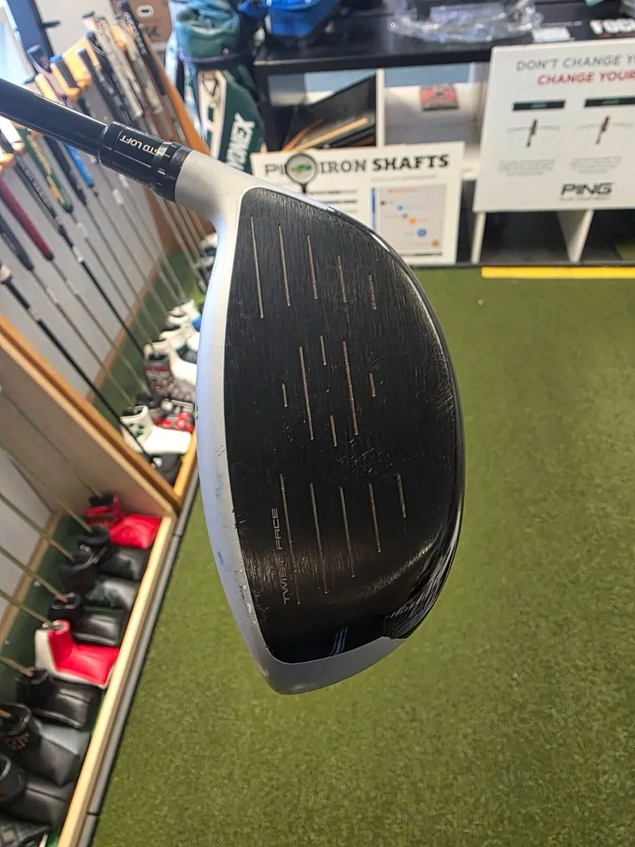 Taylormade M4 Driver - Image 4