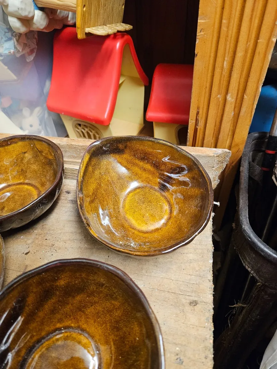 Vintage Pottery Bowls - Image 4