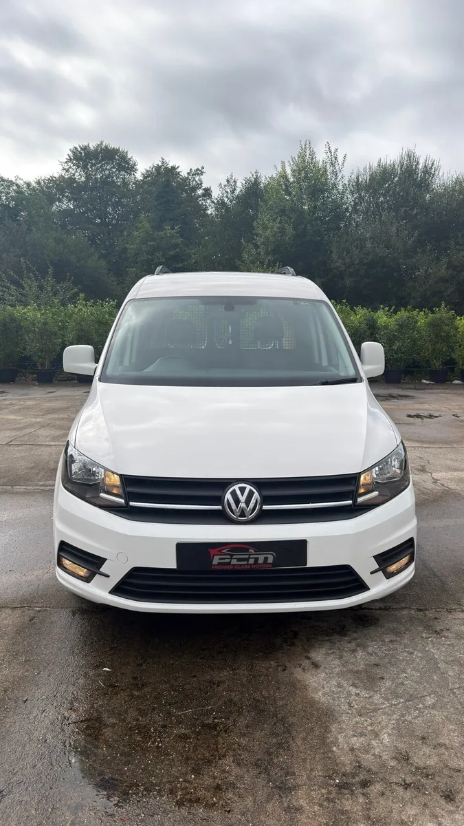 2017 (171) Automatic Volkswagen Caddy 2.0 Highline - Image 2