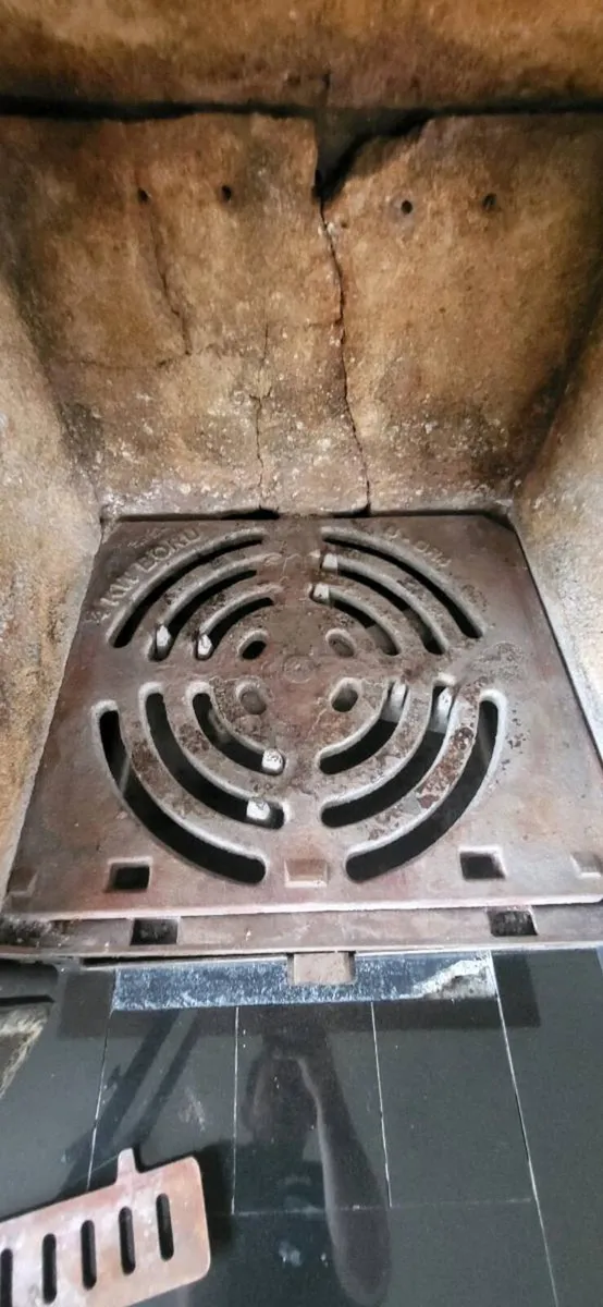 Boru Fiachra 7kW Stove - Image 4