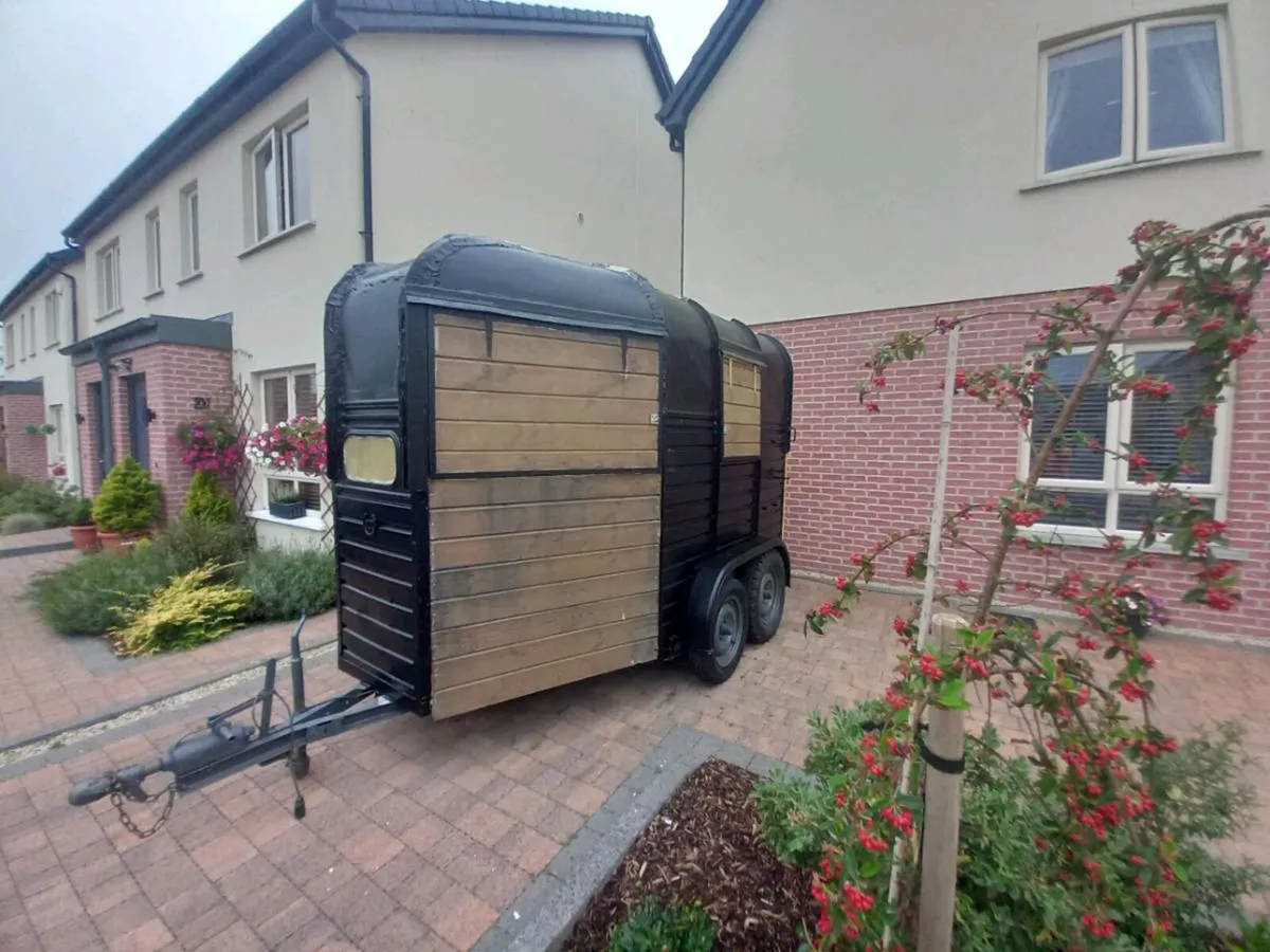 Vintage Rice Coffee Trailer - Image 3
