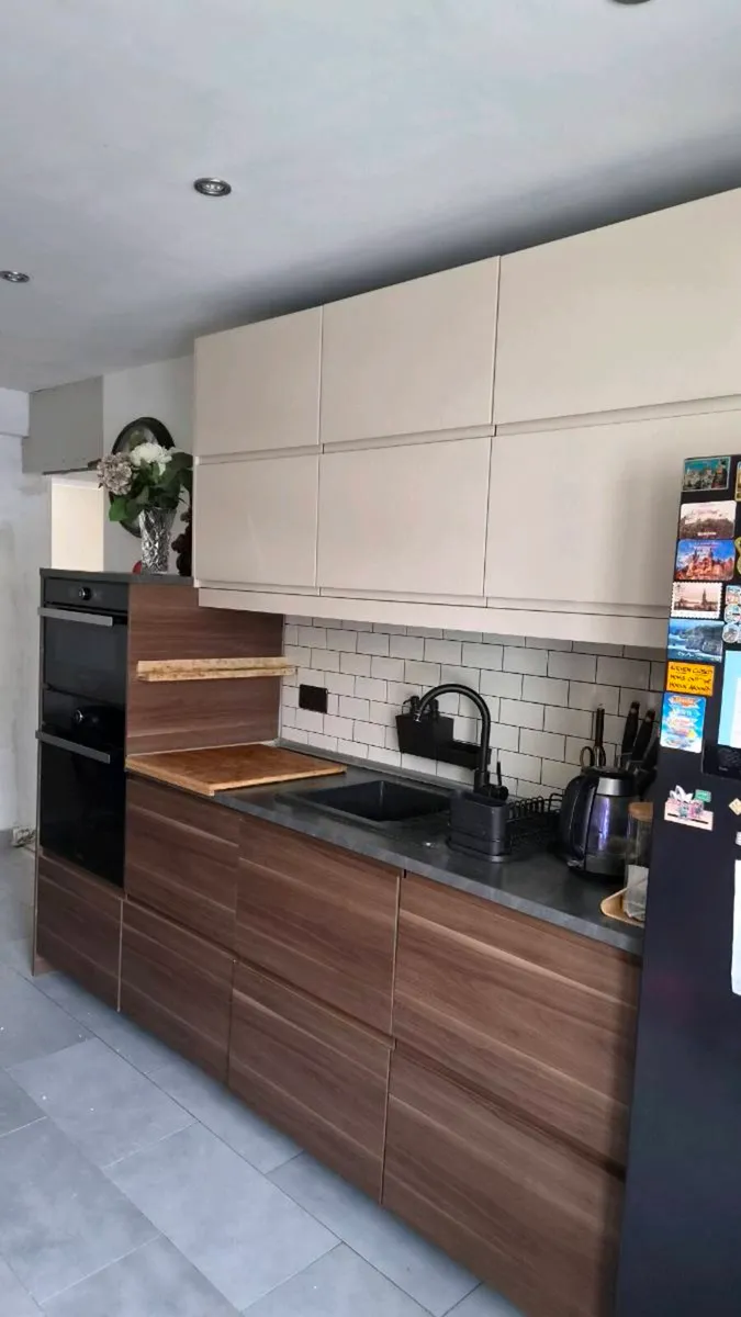 Kitchen - Image 2