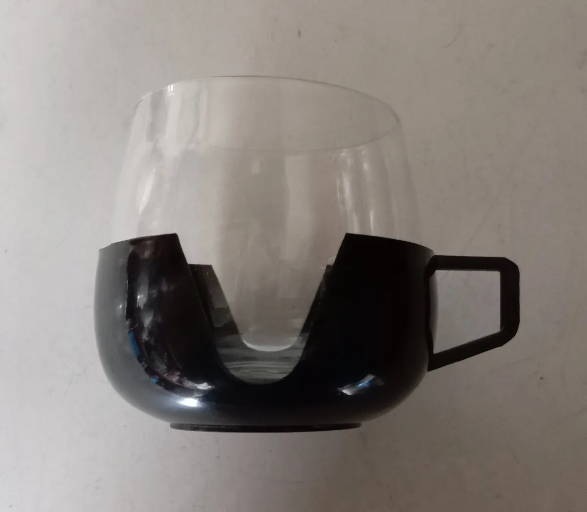 Five Vintage Cups - Image 4