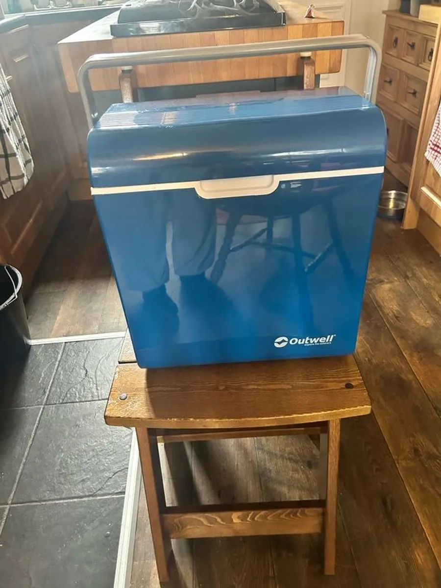 Cool box