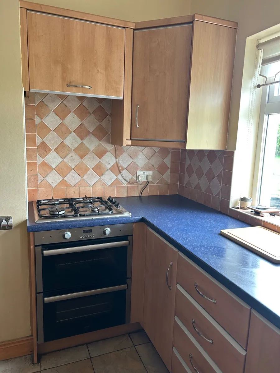 Fitted Kitchen - Image 2