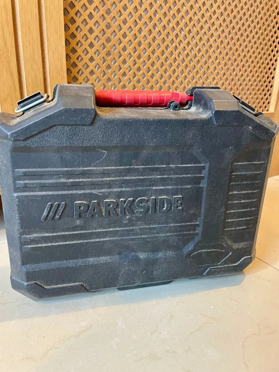 Parkside PFBS 160 B2 Rotary Tool - Image 4