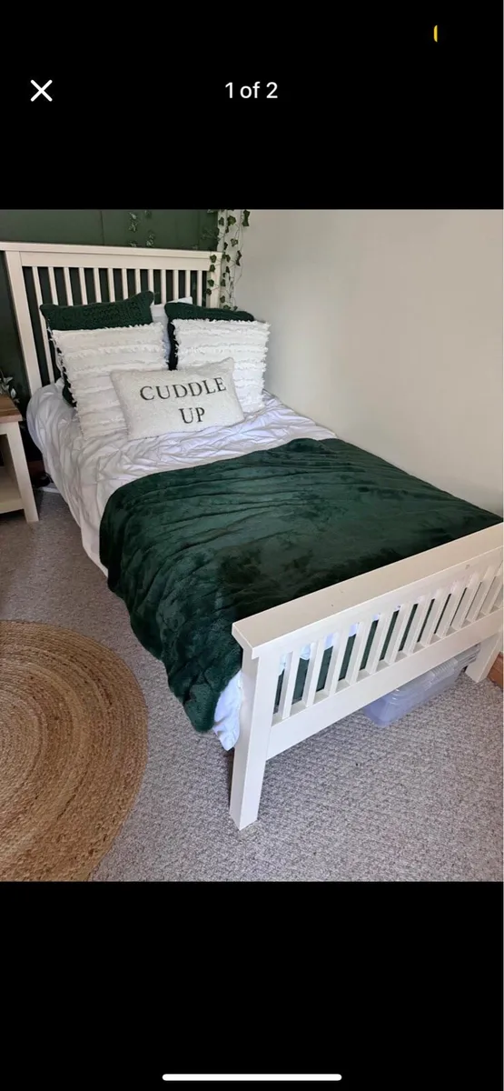 Single bed - Image 1