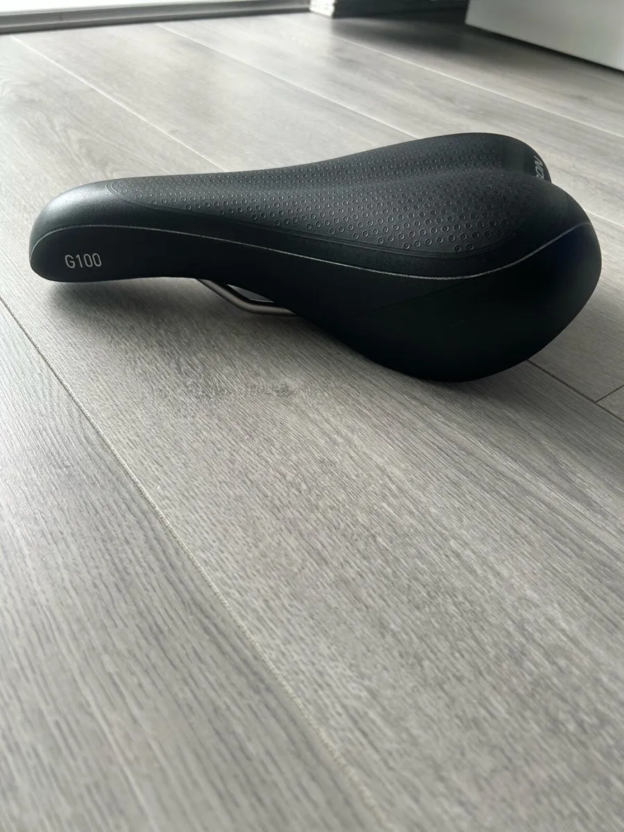 Bicycle saddle - Image 1