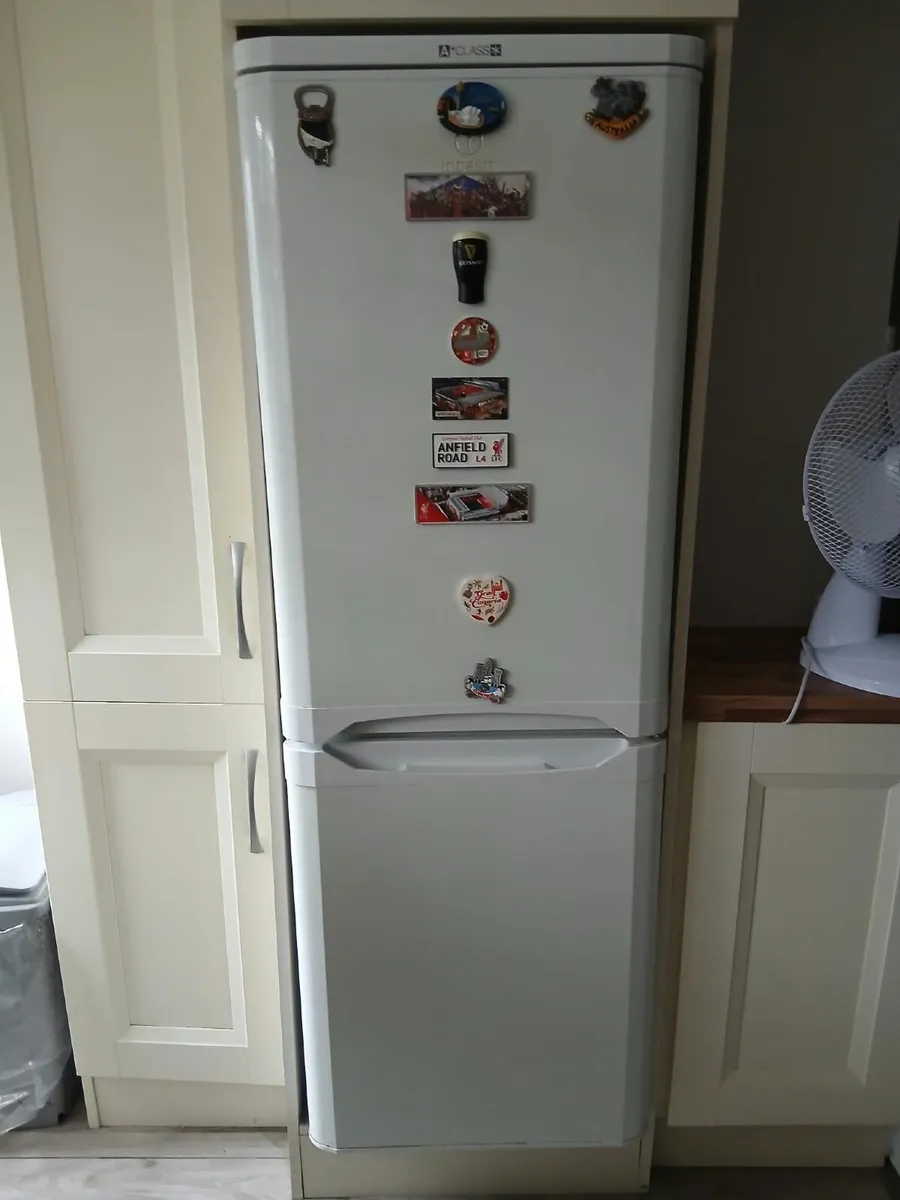 Fridge freezer
