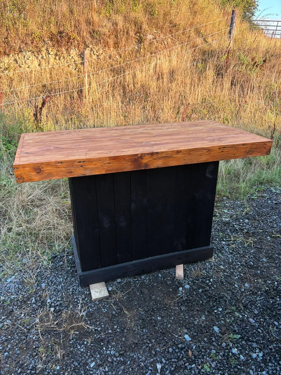 Rustic kitchen island - Image 4