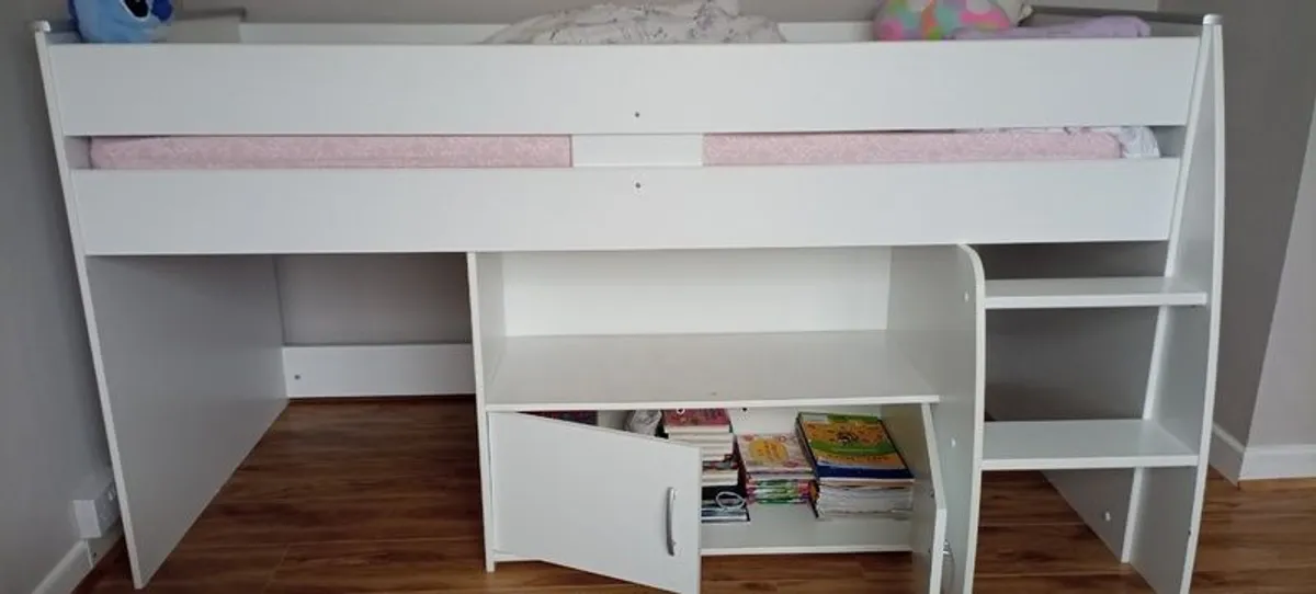Midsleeper, mattress pullout desk and chair - Image 2