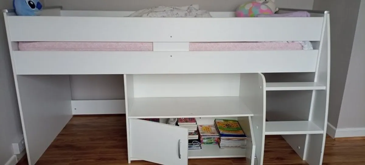 Midsleeper, mattress pullout desk and chair - Image 3